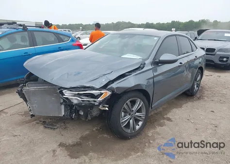 2024 Volkswagen Jetta 1.5T Se from USA, damaged, VIN 3VWEM7BU4RM068554